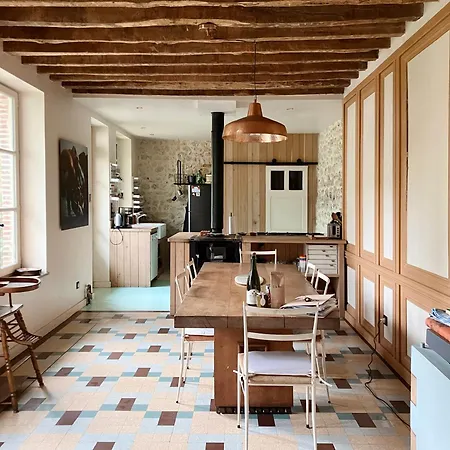 Rosamonde, Beachfront Villa *