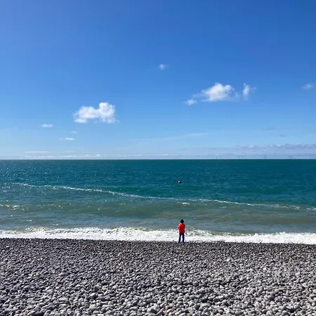 Rosamonde, Beachfront Villa Fécamp